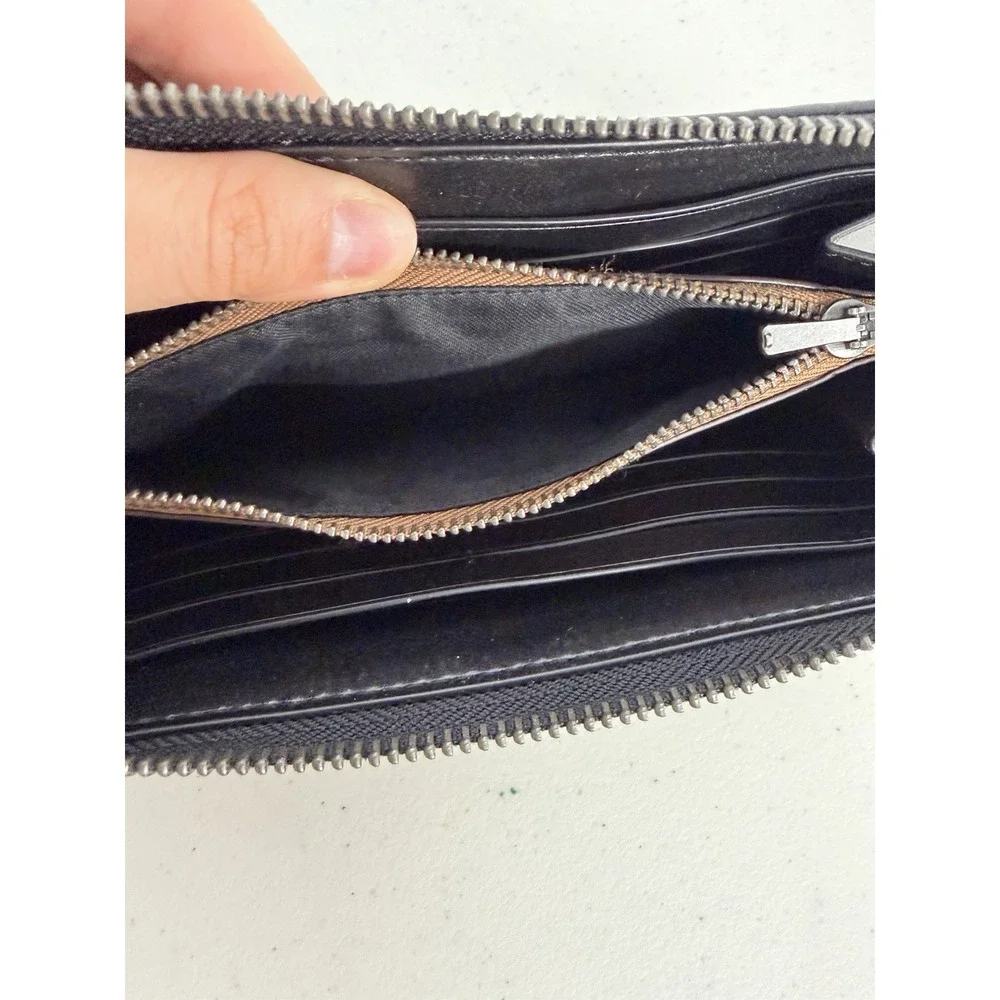 COACH‎ Black Zip-Around Pebbled  Leather Wallet with Logo and Credit Card Slots